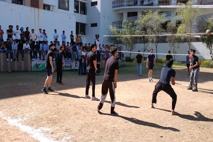 Maharaja Agrasen University School of Law, Solan campus photo 5