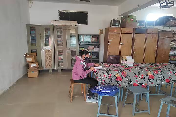 Shreenath College, Dungarpur campus photo 4