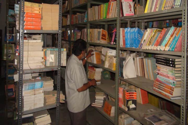 Khemchand Tarachand College, Raxaul campus photo 5