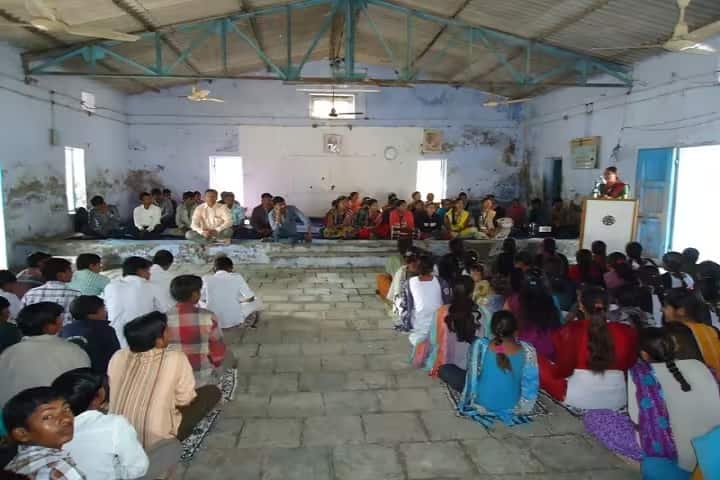 Shree Adarsh B Ed College, Botad campus photo 2