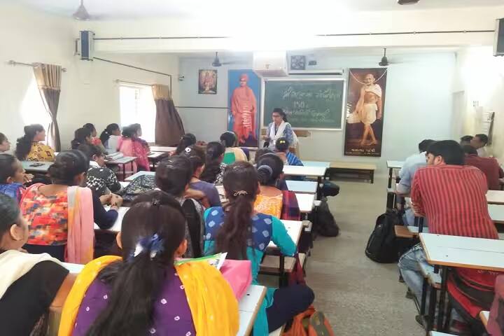 Shree Adarsh B Ed College, Botad campus photo 4