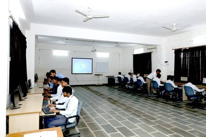 Shri Agrasen Snatkottar Shiksha Mahavidyalaya, Jaipur campus photo 3
