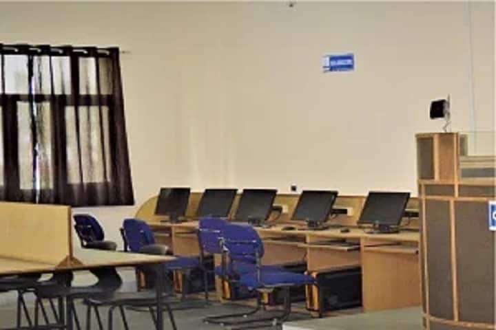 Mangalayatan Ayurveda Medical College and Research Centre, Aligarh campus photo 2