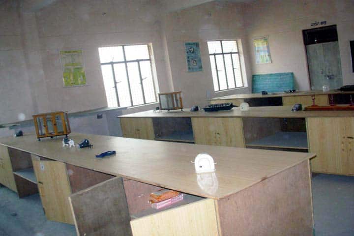 Motilal Nehru Degree College, Allahabad campus photo 3