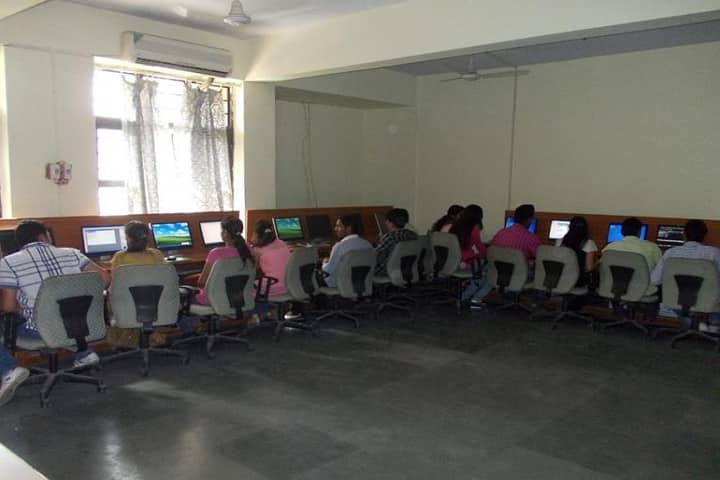 Sat Priya College of Pharmacy, Rohtak campus photo 3
