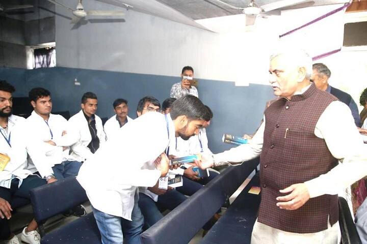 Sat Priya College of Pharmacy, Rohtak campus photo 5