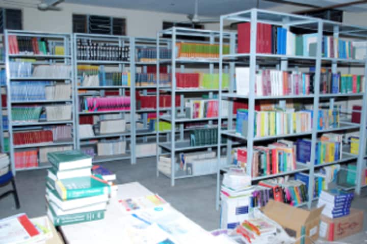 Sarswati Devi Ram Sagar Jha College of Pharmacy, Samastipur campus photo 4