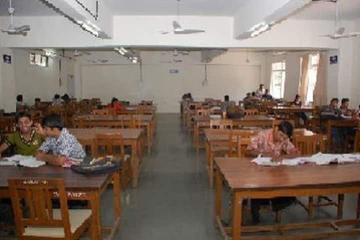 Sou Venutai Chavan Polytechnic, Pune campus photo 2