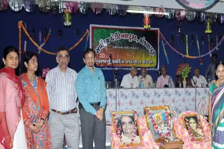 Smt KCM Shah B Ed College, Godhra campus photo 3