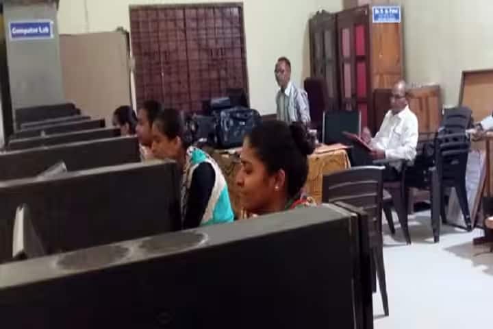 Shree Sarvajanik College of Education, Godhra campus photo 6