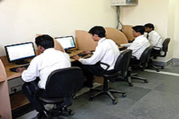Kailash Institute of Pharmacy and Management, Gorakhpur campus photo 2