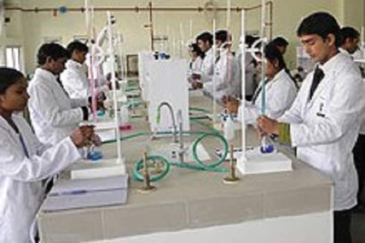 Kailash Institute of Pharmacy and Management, Gorakhpur campus photo 3