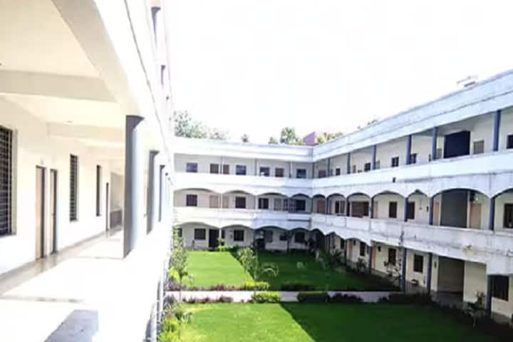 Maniba College of Education, Ahmedabad campus photo 2