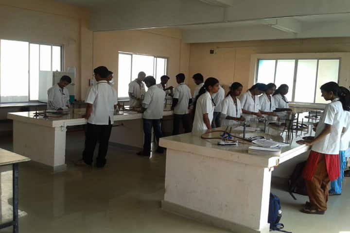 Sant Gajanan Maharaj College of Pharmacy, Gadhinglaj campus photo 2