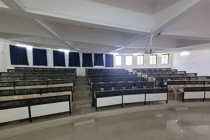 Sumandeep Ayurved Medical College and Hospital, Waghodia campus photo 2