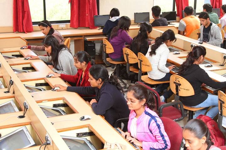Sardar Patel College of Pharmacy, Bakrol campus photo 4