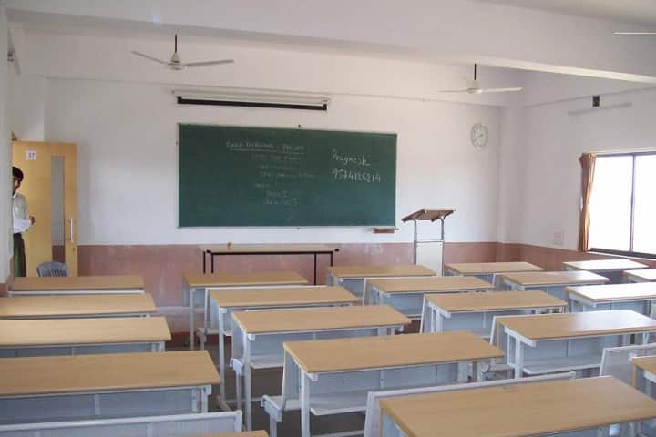 Saraswati Institute of Pharmaceutical Sciences, Gandhinagar campus photo 4