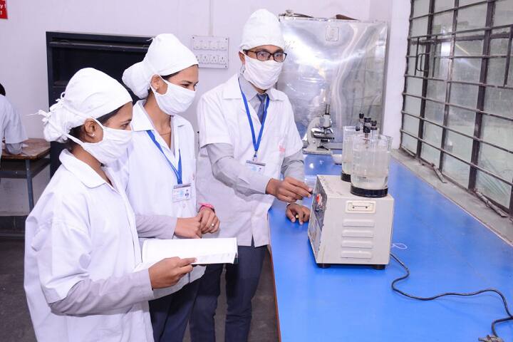 Sanjivani Rural Education Society's Sanjivani Institute of Pharmaceutical Education and Research, Kopargaon campus photo 4