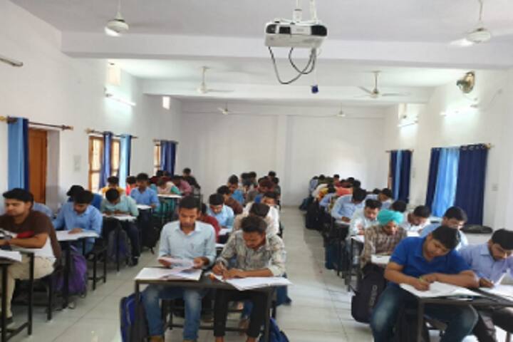 Sanatan Dharam College of Pharmacy, Barnala campus photo 3