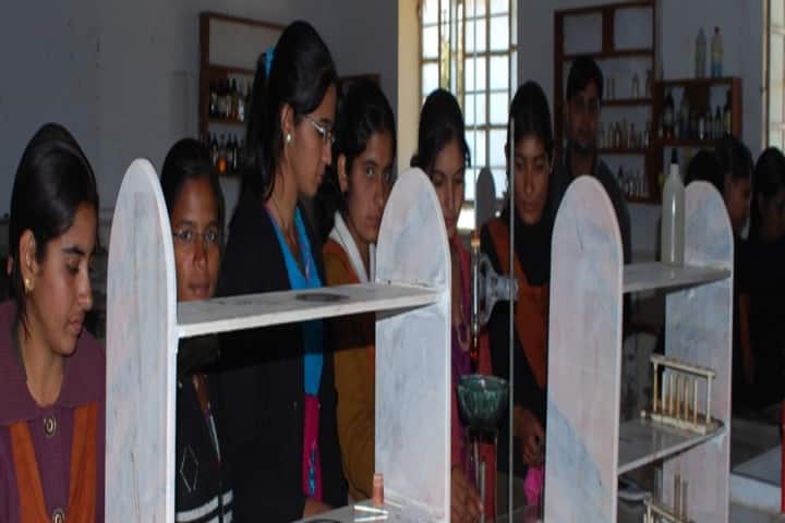 Smt Kunani Devi Mahila Teacher Training College, Jhunjhunu campus photo 3