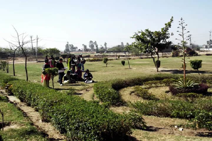 Seth Tek Chand College of Education, Kurukshetra campus photo 2