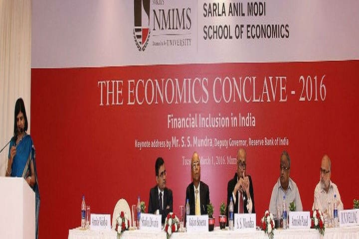 Sarla Anil Modi School of Economics, Mumbai campus photo 4