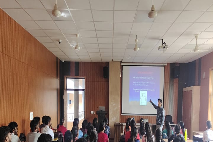 Department of Pharmaceutical Sciences, Dr Harisingh Gour Vishwavidyalaya, Sagar campus photo 6