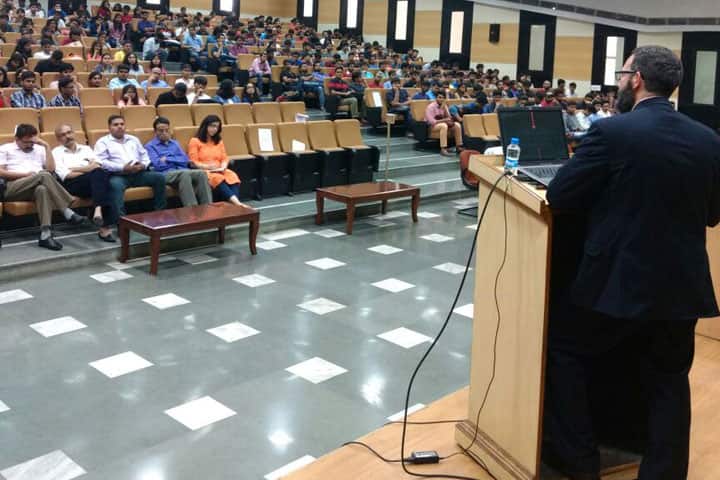 NLU Lucknow (RMLNLU) campus photo 4