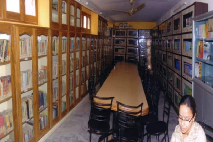 Aadinath Mahila Teacher's Training College, Udaipur campus photo 4