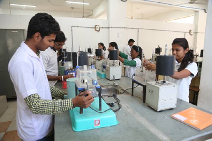 SAL Institute of Pharmacy, Ahmedabad campus photo 6