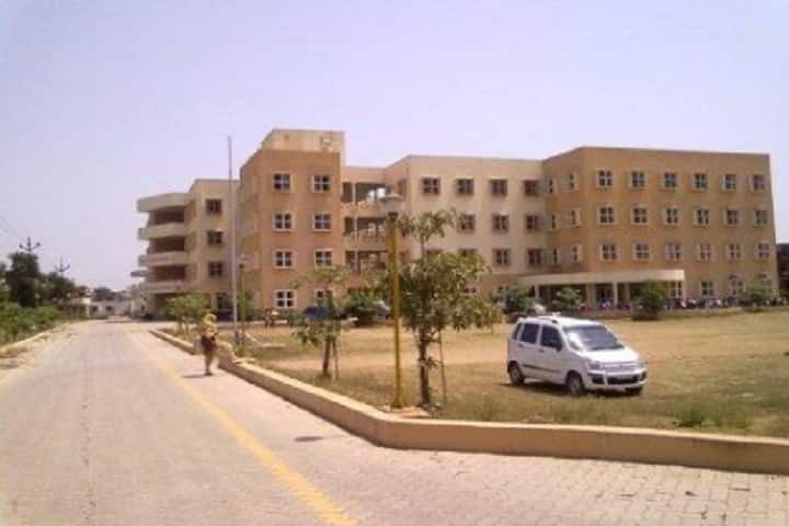 Naran Lala Institute of Teacher Education, Navsari campus photo 2