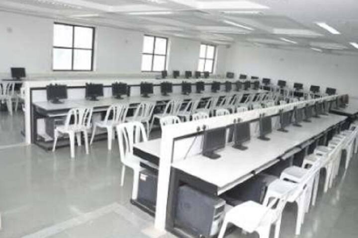 Naran Lala Institute of Teacher Education, Navsari campus photo 3