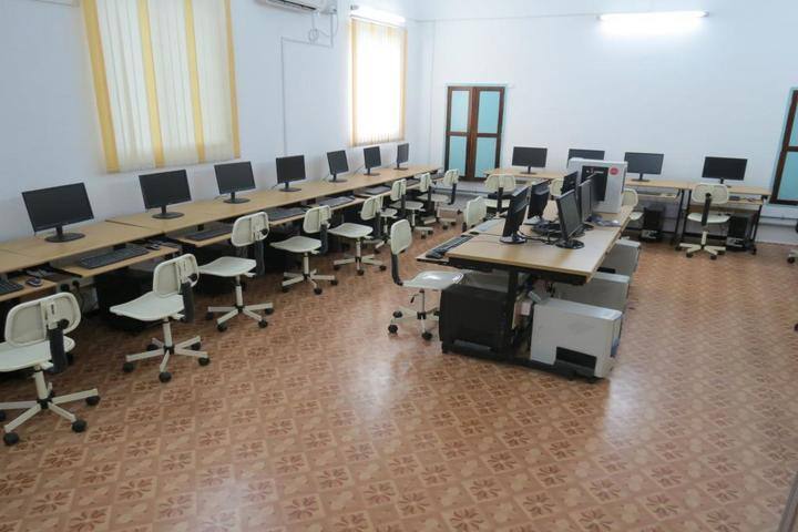 Sri Ramakrishna Mission Vidyalaya College of Education, Coimbatore campus photo 5