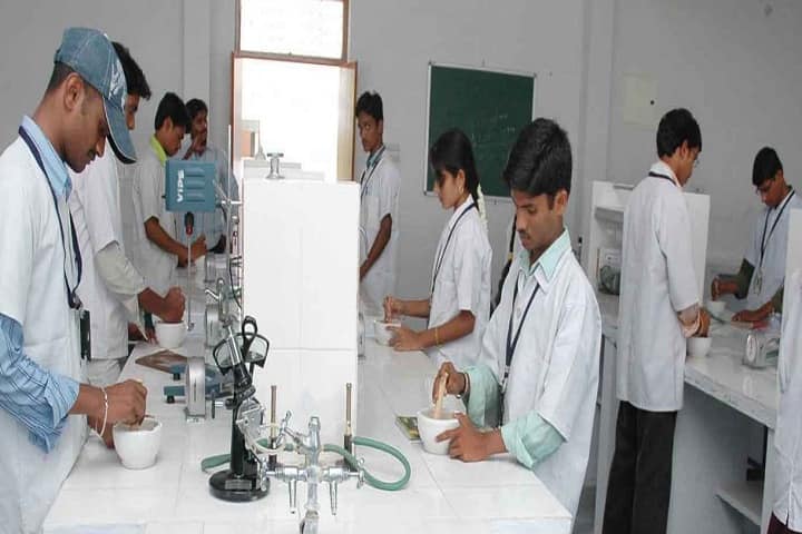 Venkateshwara Institute of Pharmaceutical Sciences, Nalgonda campus photo 3