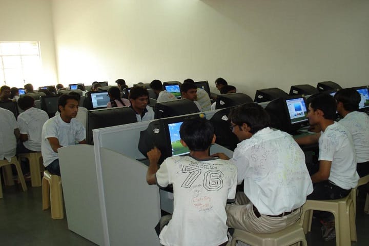 Veerayatan Institute of Pharmacy, Kutch campus photo 5