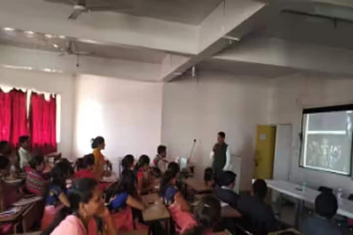 Kasturi Shikshan Sanstha's College of Education, Shirur campus photo 2