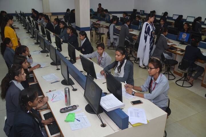 Shri Cloth Market Institute of Professional Studies, Indore campus photo 4