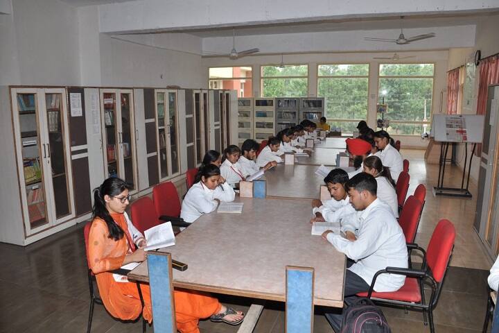 Sachdeva College of Pharmacy, Kharar campus photo 5