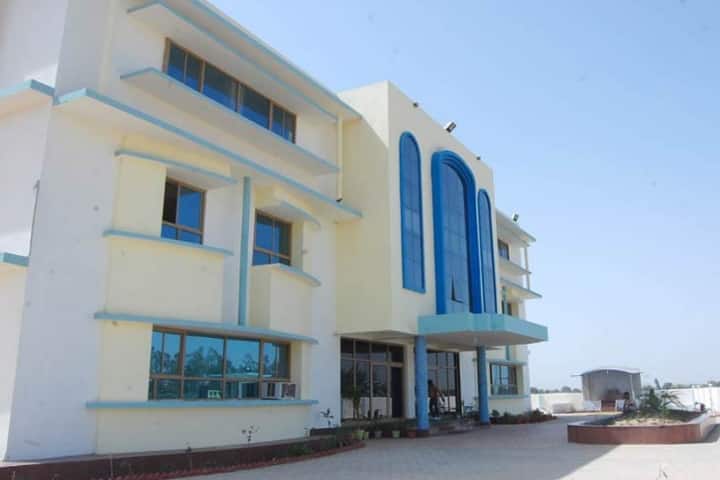 Shri Krishna Teachers Training College, Kota campus photo 2