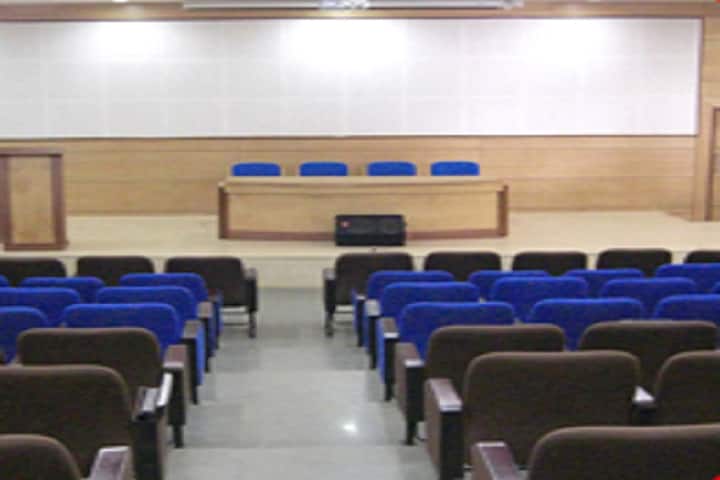 Rudra College of Pharmacy, Meerut campus photo 2