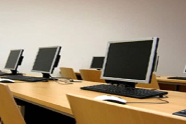 Rudra College of Pharmacy, Meerut campus photo 3