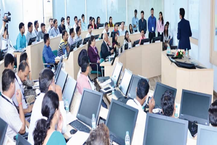 Lloyd Business School, Greater Noida campus photo 4
