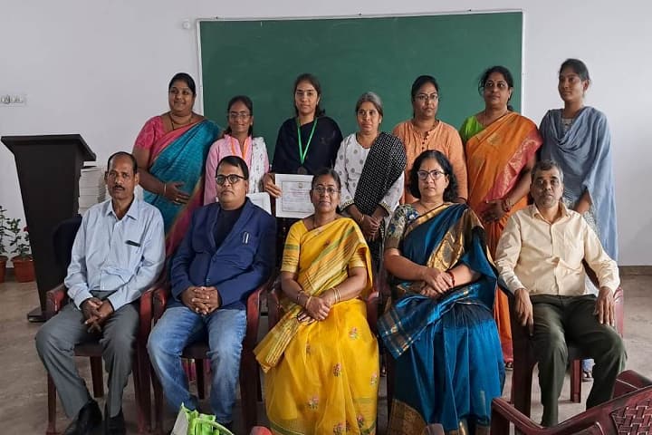 Ponugoti Madhava Rao Law College, Hyderabad campus photo 6