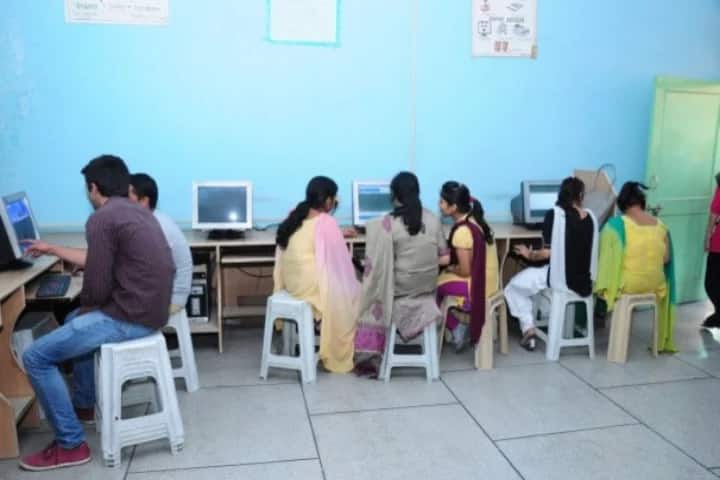 Navyug College for Education, Sonepat campus photo 6