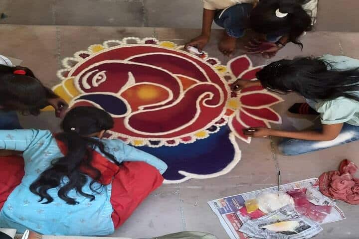 Institute of Fine Arts, Varanasi campus photo 3