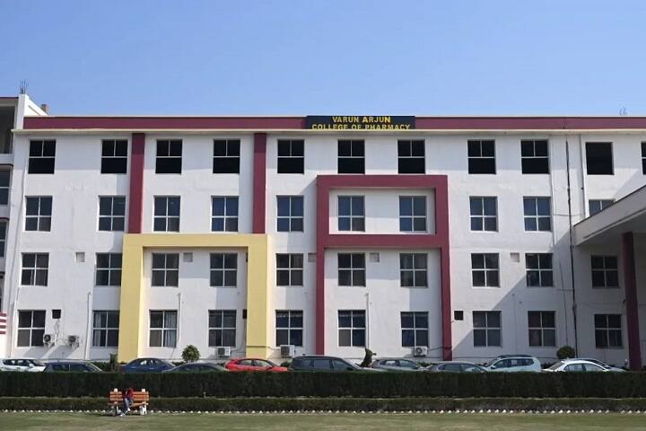 Varun Arjun College of Pharmacy, Shahjahanpur campus photo 5