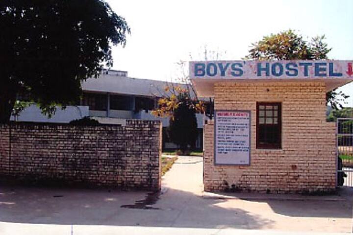 Sri Guru Gobind Singh College of Pharmacy, Chandigarh campus photo 4