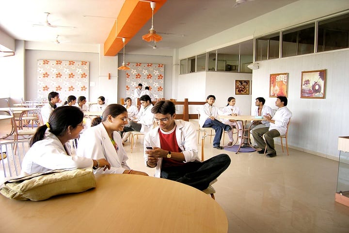Sri Aurobindo Institute of Pharmacy, Indore campus photo 6