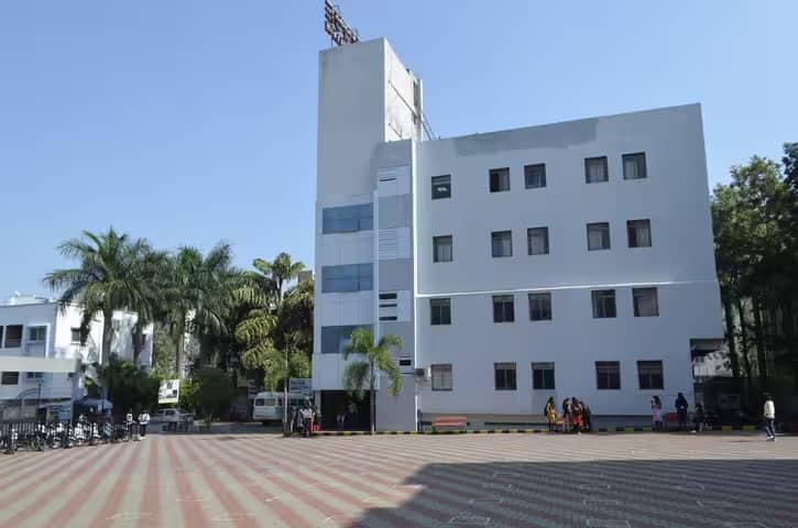 Unique Institute of Management, Pune campus photo 2