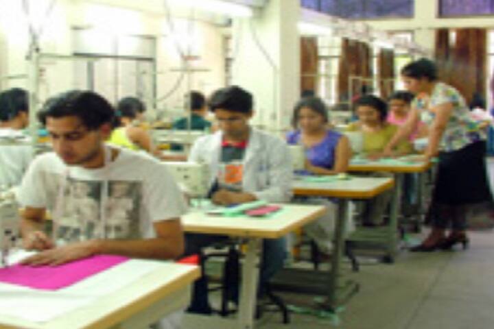 Northern India Institute of Fashion Technology, Ludhiana campus photo 4
